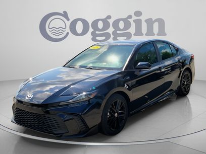 Used 2025 Toyota Camry SE