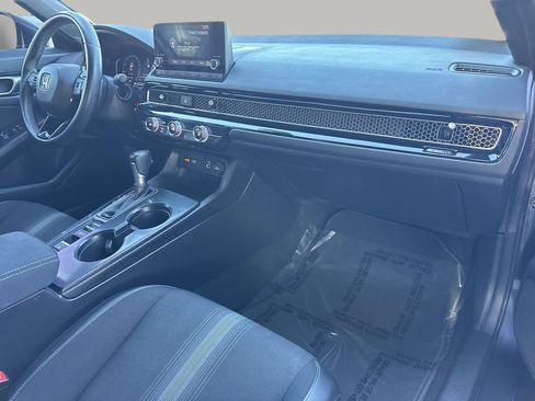 Used 2023 Honda Civic Sport image 6