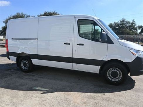 New 2025 Mercedes-Benz Sprinter 2500 image 15