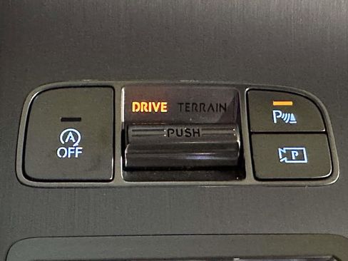 Used 2026 Genesis GV70 2.5T Select AWD/4WD image 31