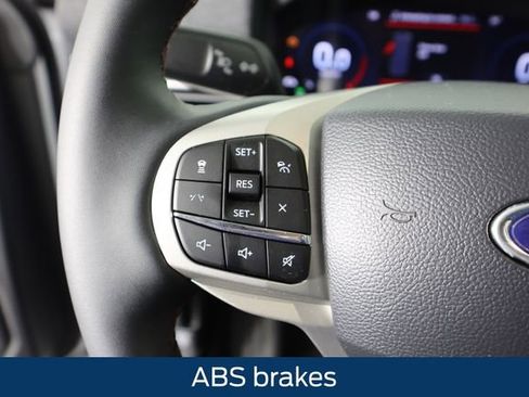 New 2026 Ford Explorer Active w/ Active Comfort Package image 34