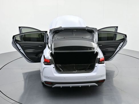New 2025 Nissan Versa SV w/ Trunk Package image 52