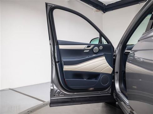 New 2026 Genesis GV80 3.5T Prestige AWD/4WD image 33