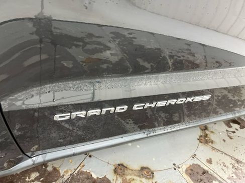 Used 2014 Jeep Grand Cherokee Limited AWD/4WD image 26