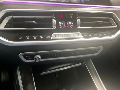 Used 2020 BMW X5 xDrive40i w/ Premium Package image 26