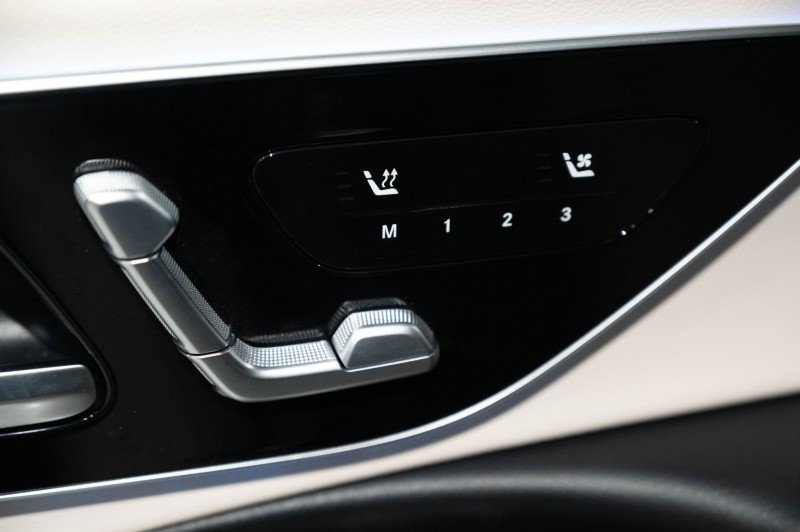Certified 2025 Mercedes-Benz E 350 4MATIC Sedan image 21