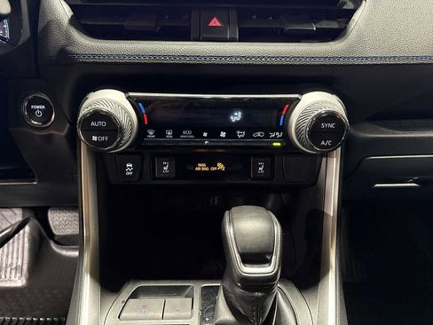 Used 2023 Toyota RAV4 SE w/ Convenience Package AWD/4WD image 21