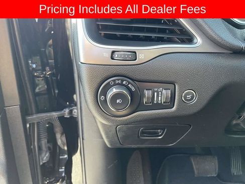 Used 2022 Jeep Cherokee Latitude Lux AWD/4WD image 23