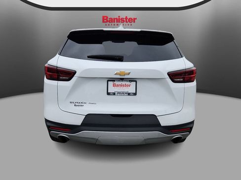 Used 2025 Chevrolet Blazer LT AWD/4WD image 5