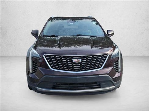 Used 2020 Cadillac XT4 Premium Luxury FWD image 2