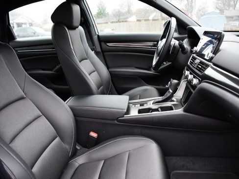 Used 2022 Honda Accord Sport image 28