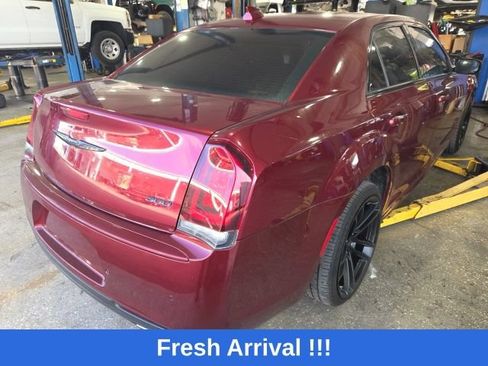 Used 2021 Chrysler 300 Touring L RWD image 7