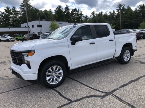 Used 2025 Chevrolet Silverado 1500 Custom AWD/4WD image 7