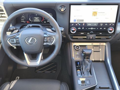 Certified 2025 Lexus GX 550 image 33