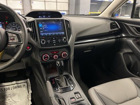 Used 2021 Subaru Crosstrek 2.5i Sport w/ Moonroof Package image 21