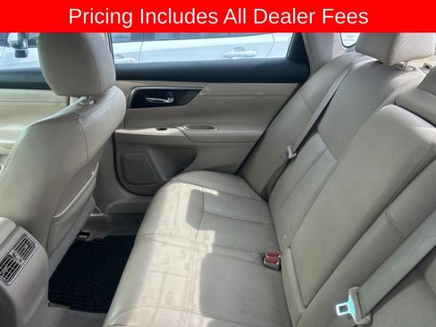 Used 2013 Nissan Altima 2.5 SL w/ Technology Pkg FWD image 8