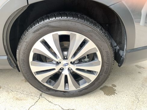 Used 2022 Subaru Ascent Touring AWD/4WD image 37