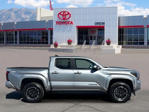 New 2026 Toyota Tacoma TRD Sport image 3