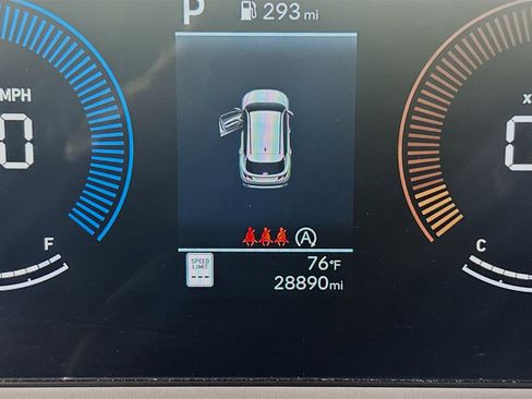 Used 2025 Hyundai Tucson SEL FWD image 19