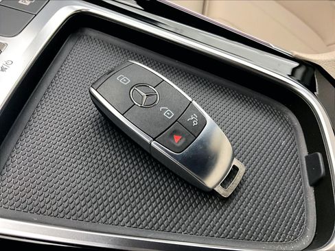 Certified 2024 Mercedes-Benz EQB 250+ image 12