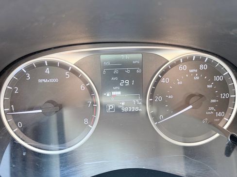 Used 2020 Nissan Kicks S FWD image 9