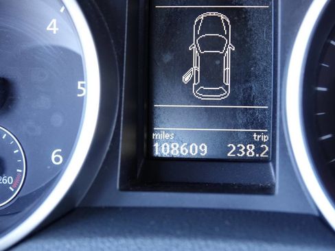 Used 2010 Volkswagen Jetta TDI FWD image 60