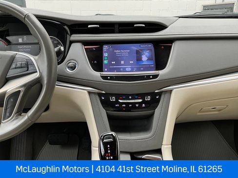 Certified 2023 Cadillac XT5 Premium Luxury AWD/4WD image 4
