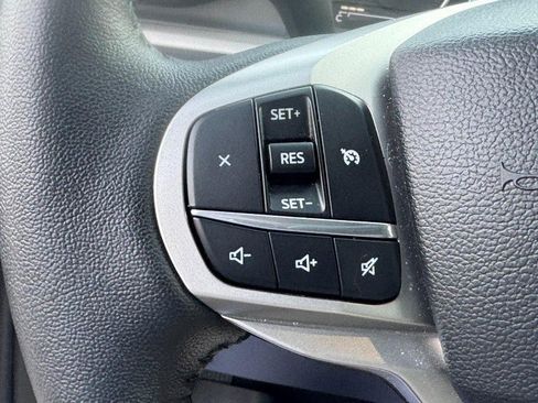 Used 2024 Ford Explorer XLT w/ Equipment Group 202A image 20