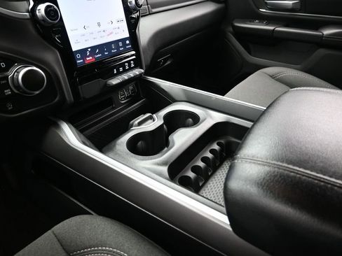 Used 2023 RAM 1500 Big Horn AWD/4WD image 18