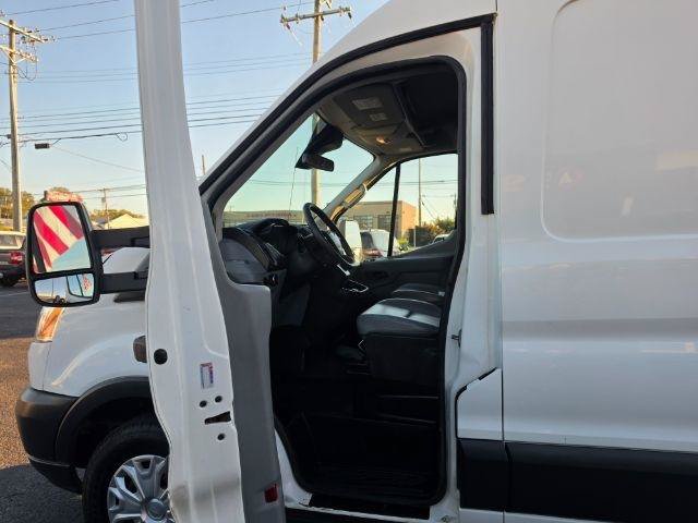Used 2018 Ford Transit 250 148 Medium Roof w/ Exterior Upgrade Package RWD image 28