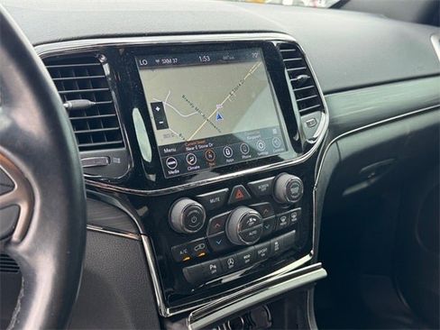 Used 2020 Jeep Grand Cherokee Limited X image 22