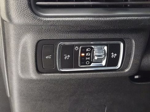 Used 2023 Lincoln Corsair Reserve w/ Equipment Group 201A AWD/4WD image 24