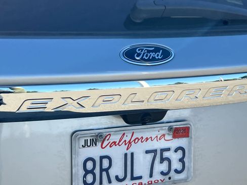 Used 2020 Ford Explorer 2WD image 21