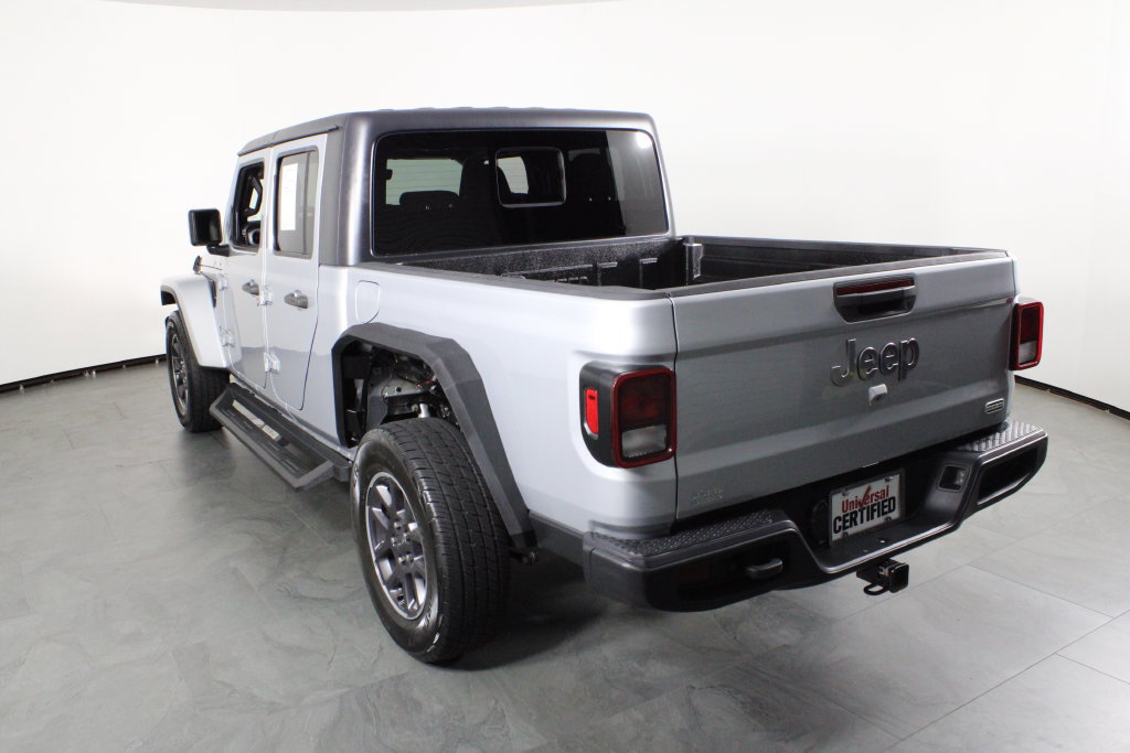 Used 2023 Jeep Gladiator Overland AWD/4WD image 15