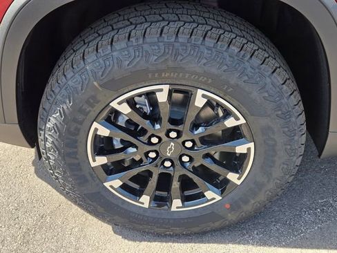 New 2026 Chevrolet Traverse Z71 w/ Enhanced Driving Package image 5