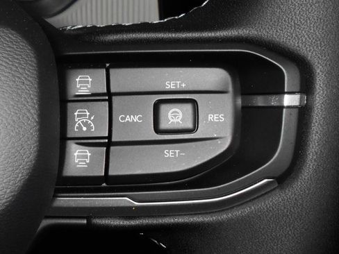 New 2026 Jeep Cherokee Limited AWD/4WD image 24