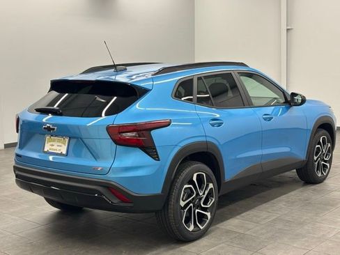 New 2026 Chevrolet Trax RS FWD image 2