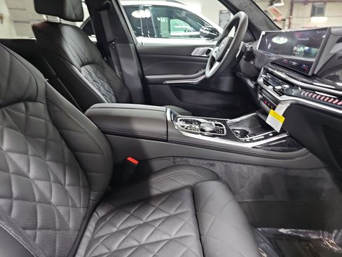 New 2026 BMW X7 xDrive40i w/ M Sport Package image 10