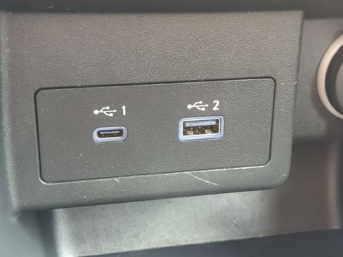 Used 2024 Nissan Kicks SV FWD image 19