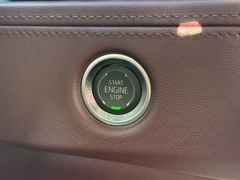 New 2026 Cadillac Escalade Luxury image 33