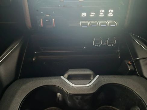 Used 2023 RAM 3500 Laramie AWD/4WD image 27