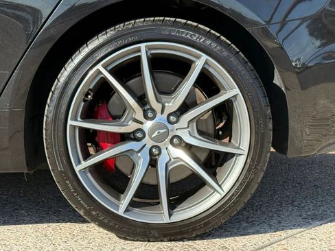 Used 2019 Genesis G70 3.3T Advanced w/ Prestige Package RWD image 27