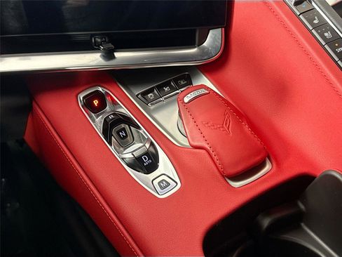 Used 2021 Chevrolet Corvette Stingray Preferred Cpe w/ Z51 Performance Package RWD image 27