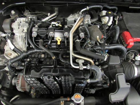 Used 2021 Nissan Altima 2.5 SV FWD image 22