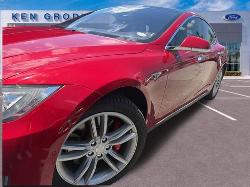 Used 2014 Tesla Model S RWD image 2