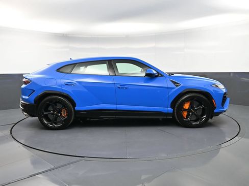 Used 2025 Lamborghini Urus S AWD/4WD image 9