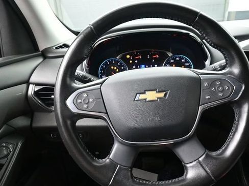 Used 2020 Chevrolet Traverse LT FWD image 8