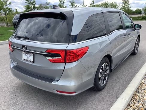 Used 2024 Honda Odyssey EX-L image 5