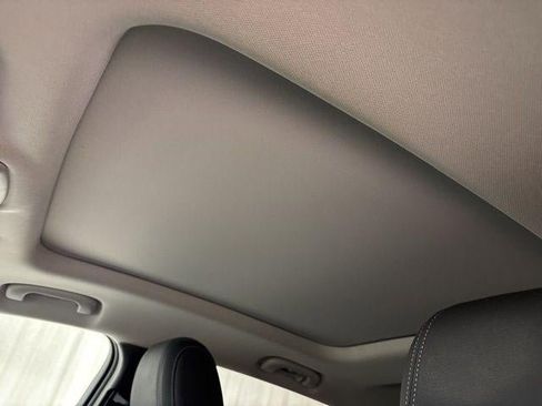 Used 2023 Buick Encore GX Essence w/ Experience Buick Package image 22