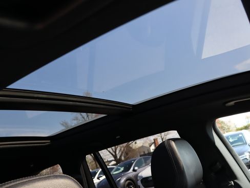 Used 2021 Mercedes-Benz GLS 450 4MATIC image 14